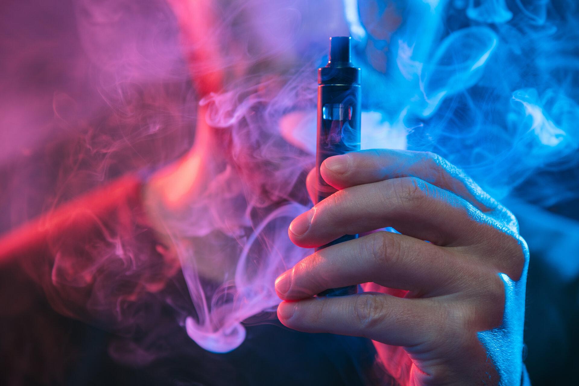 Verdampfen von E-Liquid aus einer elektronischen Zigarette